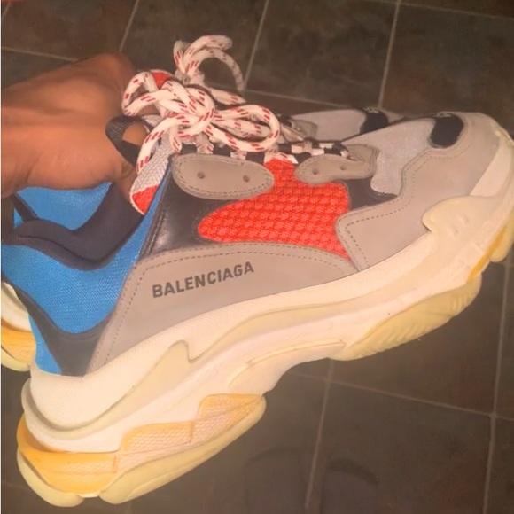 Common wear. Just trying to get rid of them for something new.